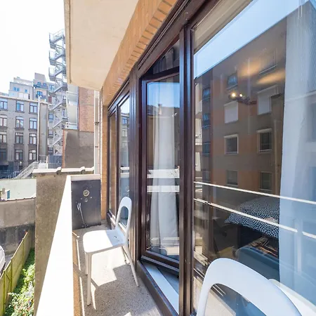 Flat By The Seafront With Terrace Views, Cleaning Included Daire Middelkerke